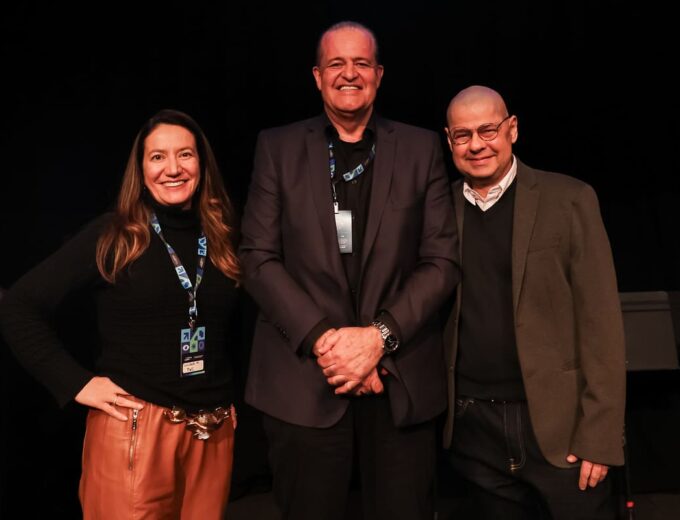 Liderança 2026: O que separa quem dita o ritmo de quem apenas segue?